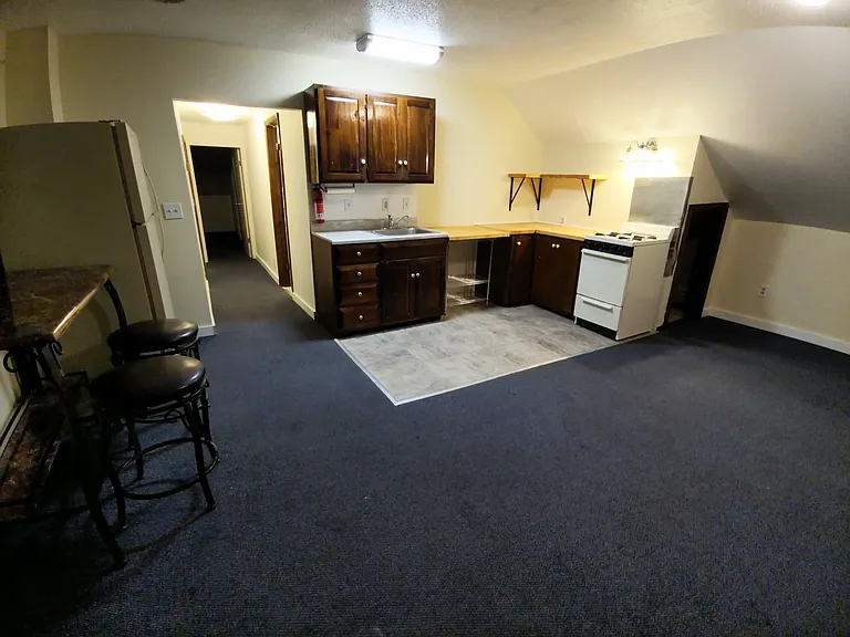 4 Mechanic St #B3 — Photo 26