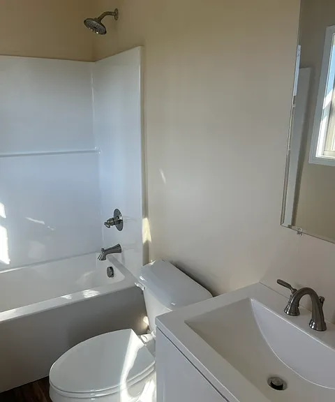 99 Valley St — Photo 10