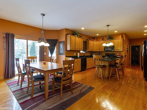 5th image of 22046 Clove Dr