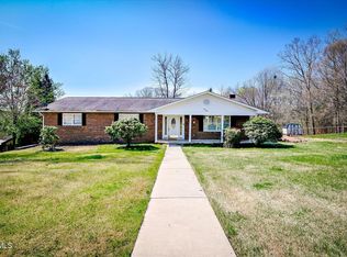 1220 Kingston Ct, Kingsport, TN 37660