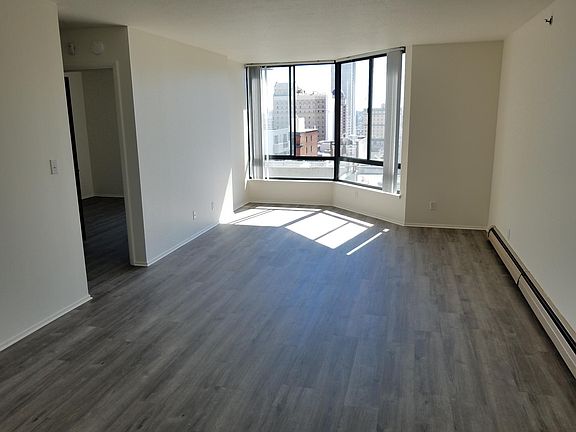 2nd image of 900 Bush St APT 601