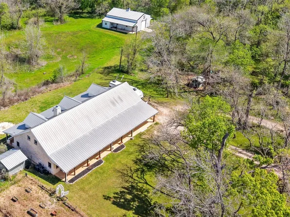 41712 Harpers Church Rd, Hempstead, TX 77445