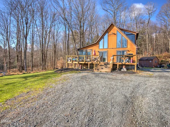 7 Schnakenberg Rd, Equinunk, PA 18417