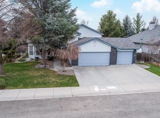 2111 W Sunny Slope Dr, Meridian, ID 83642