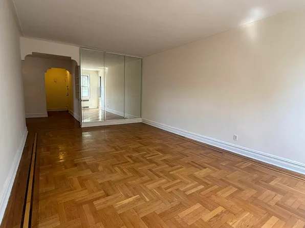 1717 Avenue N image 4 of 23