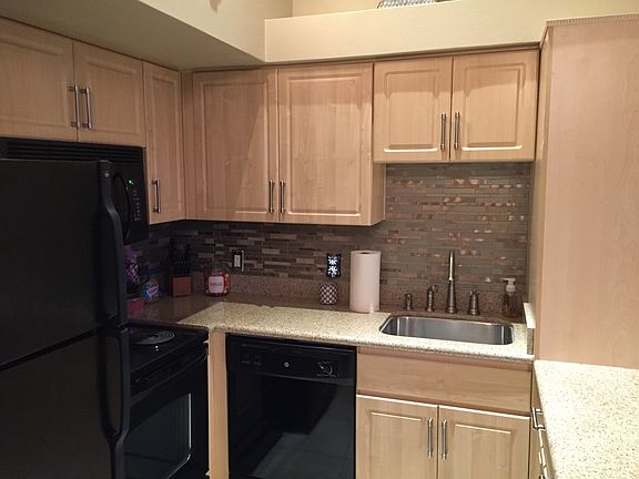 4th image of 1005 E 8th St Unit 3012