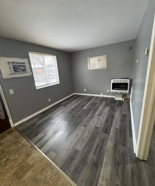 1st image of 491 Broadway Ave #493