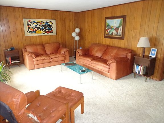 5th image of 29 Tartarian Cir