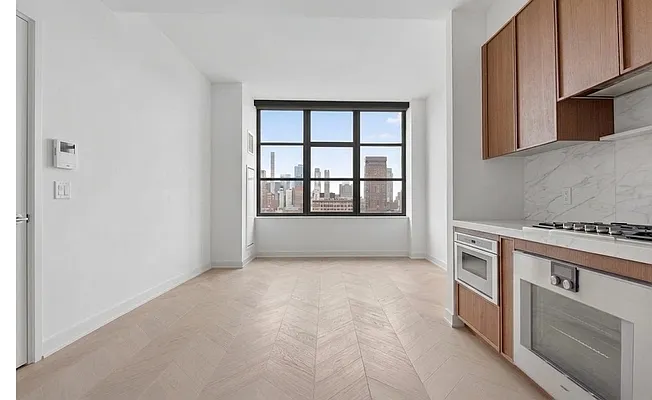 Rented by Compass | media 6