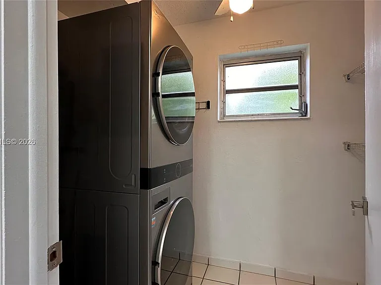 8401 SW 107th Ave #331E — Photo 13