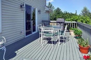 4th image of W389N8570 Pennsylvania St