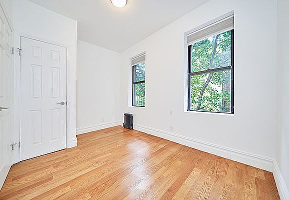 2nd image of 236 E 33rd St APT 1C