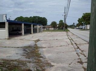 1318 S Hopkins Ave, Titusville, FL 32780