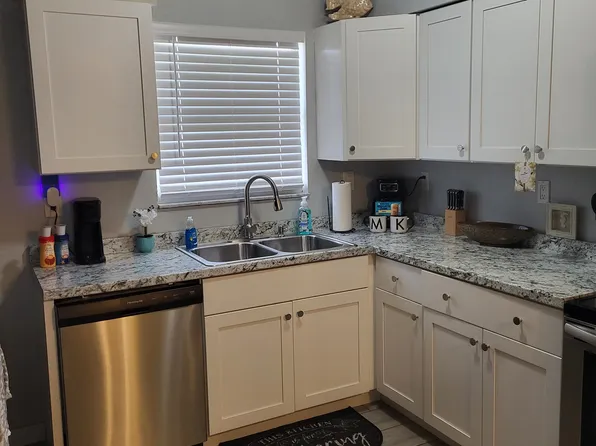 5759 Tahiti Dr, Bokeelia, FL 33922