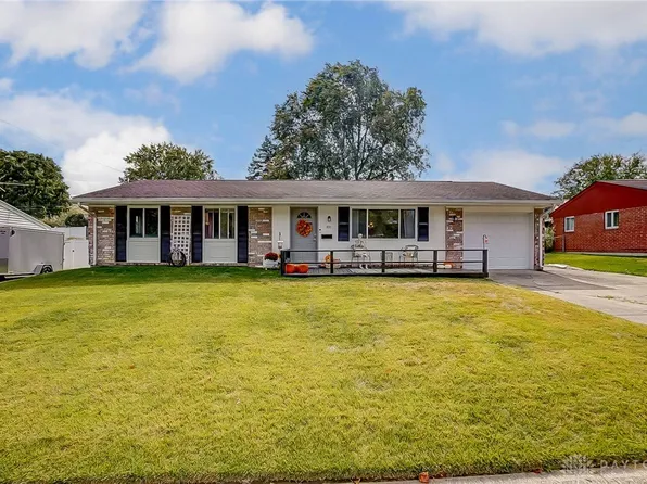 300 Woodlawn Dr, Fairborn, OH 45324