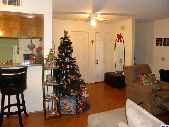 4th image of 1456 E 5th St APT 1