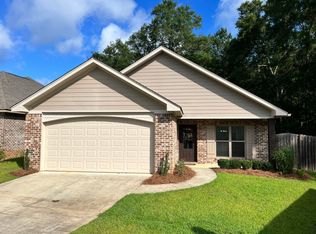 13 Sienna Ln, Sumrall, MS 39482