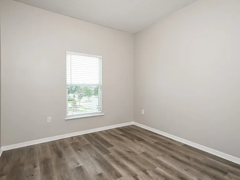 2716 Port Ct — Photo 14