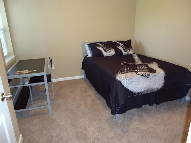 Full Size Beds