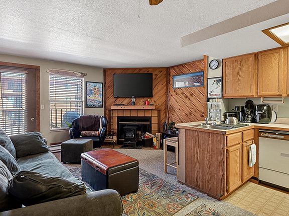 4th image of 464 N North Rd #143-A107