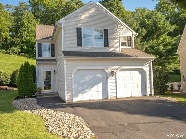 3 Foot Circle #3, Wallingford, CT 06492