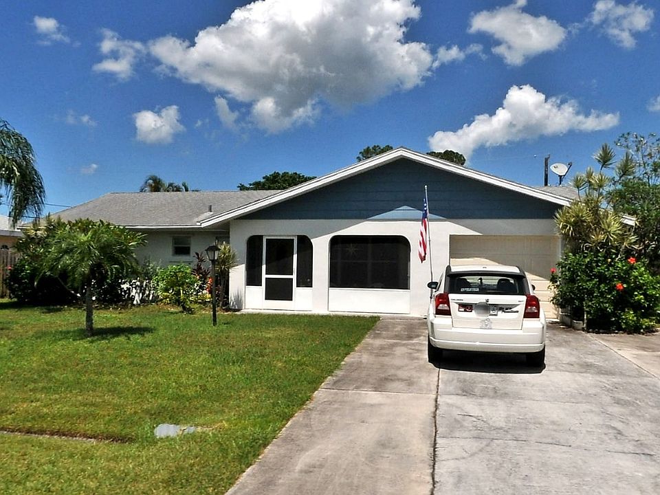 1st image of 575 SE Euclid Ln