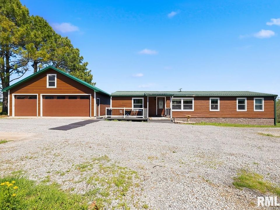 1st image of 21105 Lorie Ln