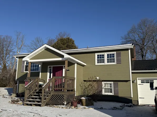 15 Emeritus St, Rutland, VT 05701