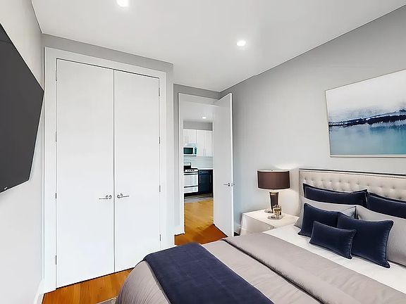 2nd image of 440 Audubon Ave #22