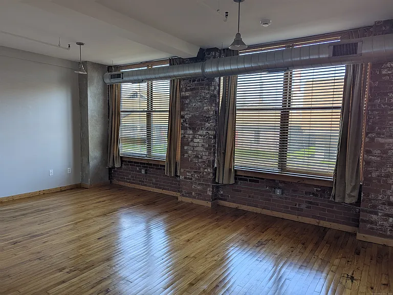 325 Lafayette St #8106 — Photo 11