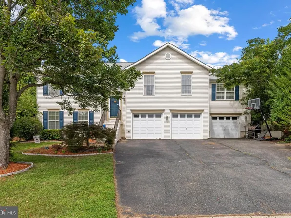 11 Tenbrooke Ct, Stafford, VA 22556