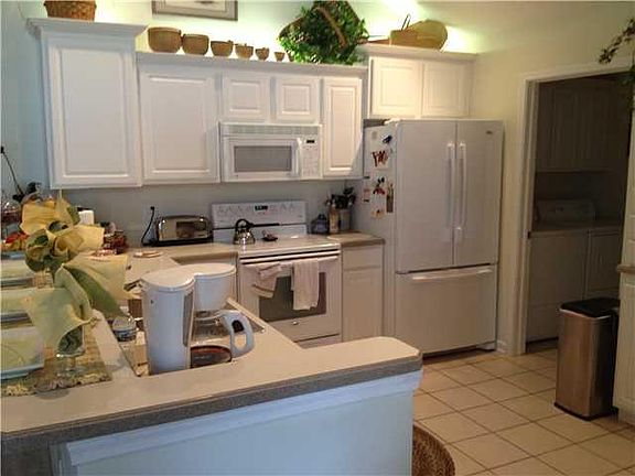 5th image of 7303 Lake Lakota Dr