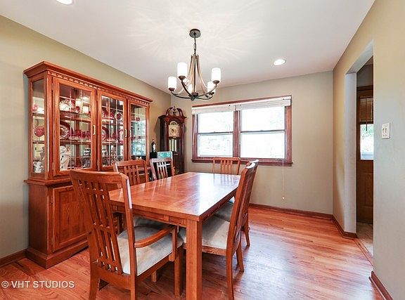5th image of 7930 Farmingdale Dr