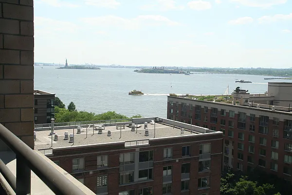 Rented by Owner | media 3