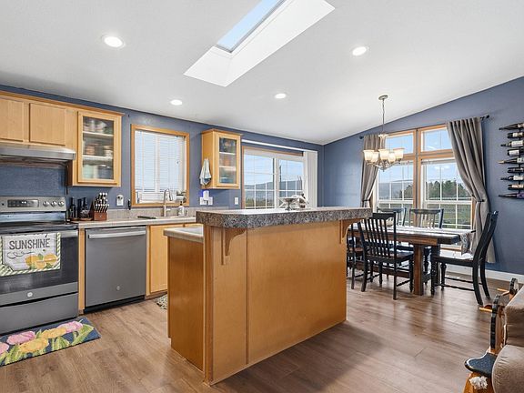 5th image of 61610 N Whan Rd