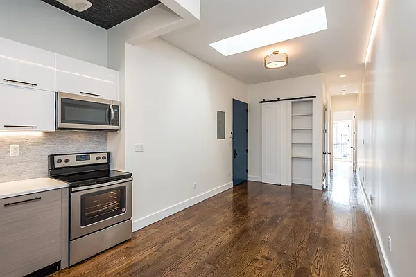 Rented by Nooklyn NYC LLC | media 26
