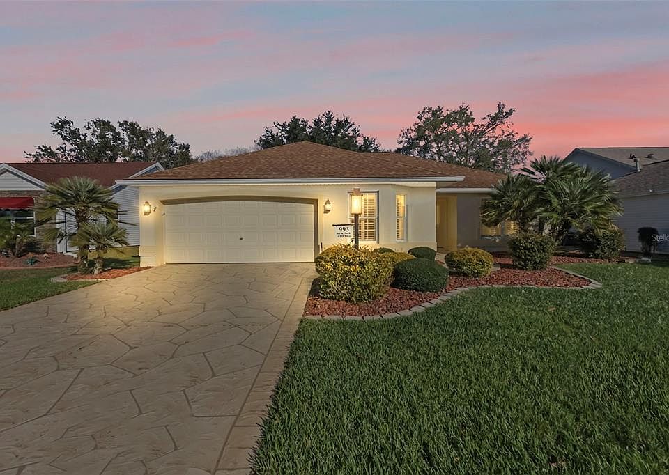 1st image of 993 OAK FOREST DRIVE