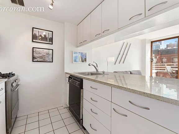 3rd image of 350 W 50th St APT 5D