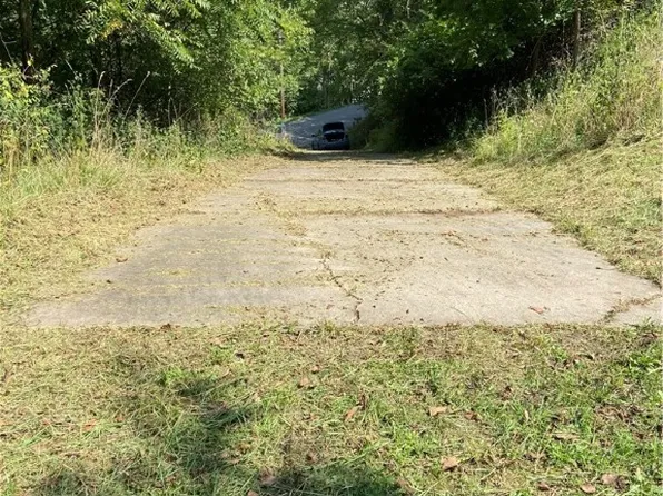 80-84 Wilson Ave, Cecil, PA 15321