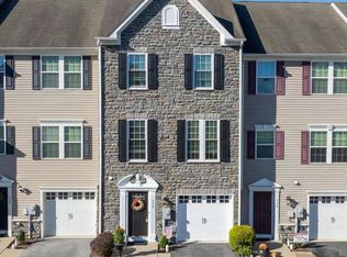 938 Stonehaven Way, York, PA 17403