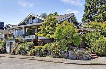1st image of 4333 1st Ave NE