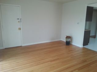 8101 S Roberts Rd APT 3S, Bridgeview, IL 60455