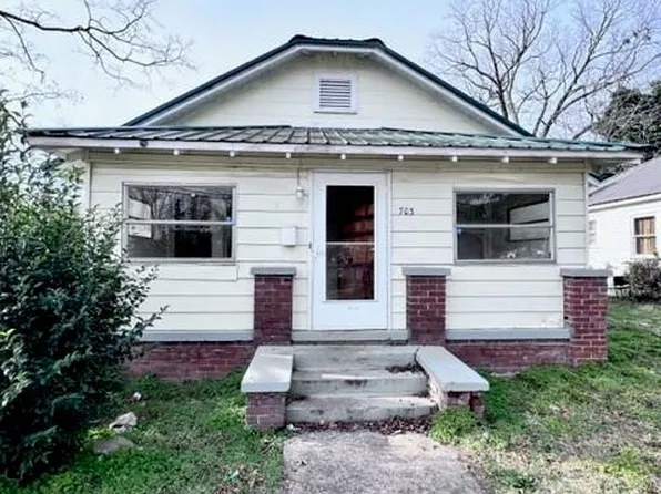 703 Buffalo St, Shelby, NC 28150