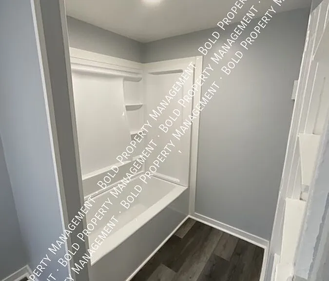 306 S 5th St #5 — Photo 9