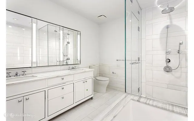 Rented by Douglas Elliman | media 16