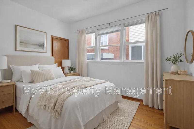 Glenora Apartments — Photo 2