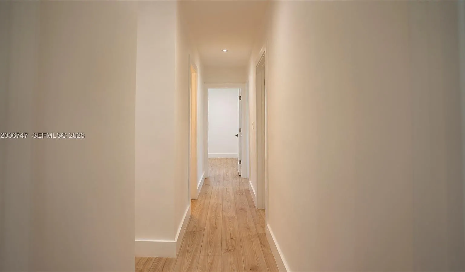 4 bed, 2650 sqft, $6,300 — Photo 4