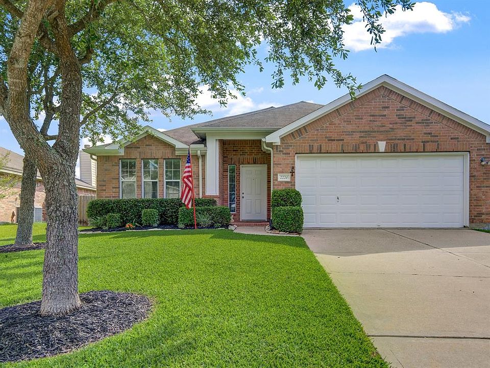 1st image of 2220 Mangrove Bend Dr