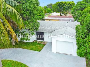 8241 SW 3rd Ct, Pompano Beach, FL 33068