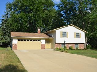 1221 Tulip Ct, Brunswick, OH 44212